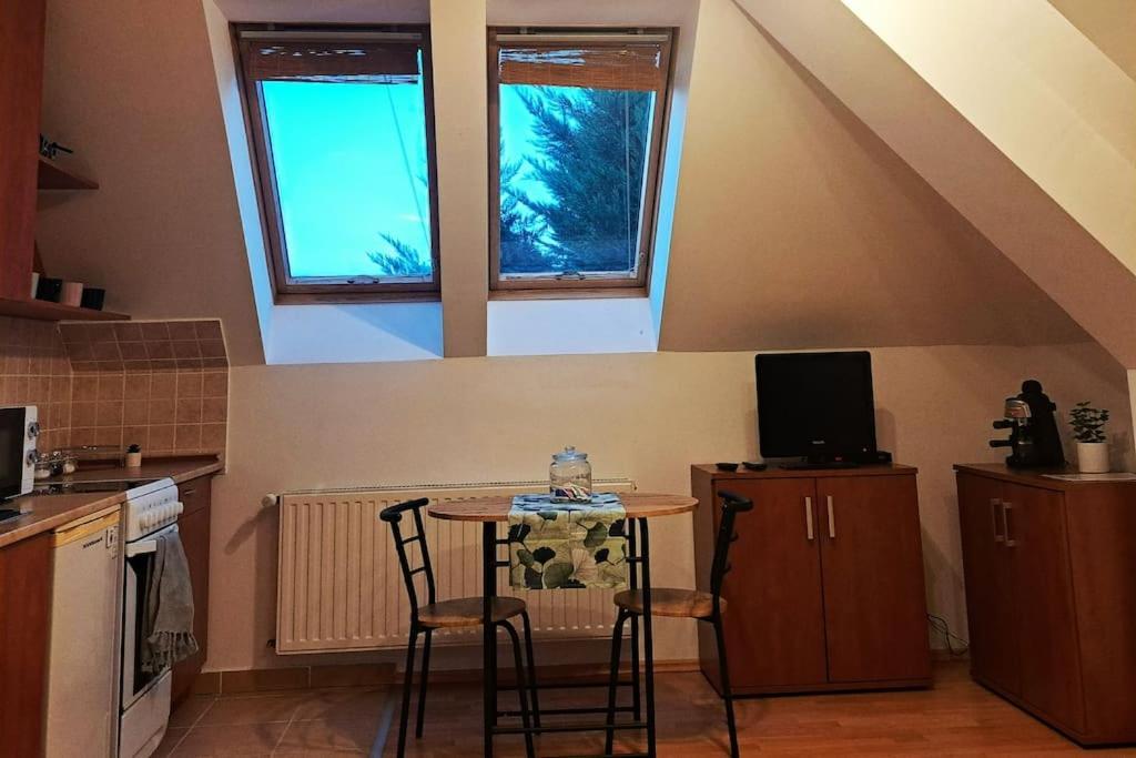 Zoeld Orom Apartman Lakas Göd Exterior foto